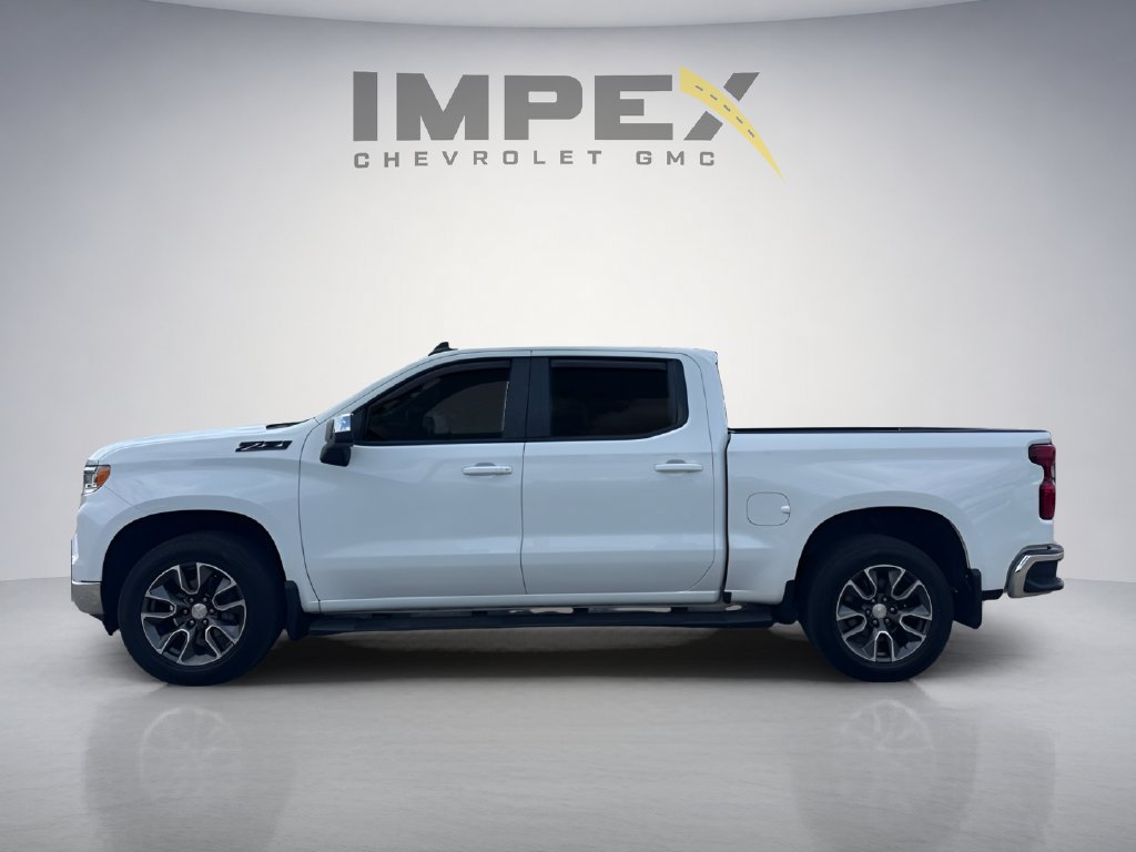 Used 2024 Chevrolet Silverado 1500 LT AWD/4WD image 4