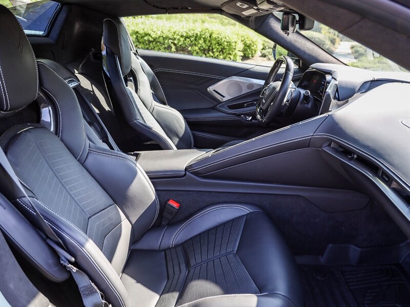 Used 2024 Chevrolet Corvette Z06 RWD image 18