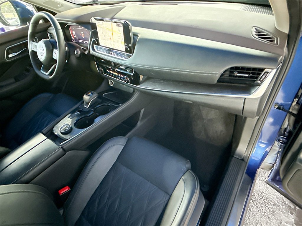 Used 2023 Nissan Rogue Platinum w/ Platinum Premium Package image 34