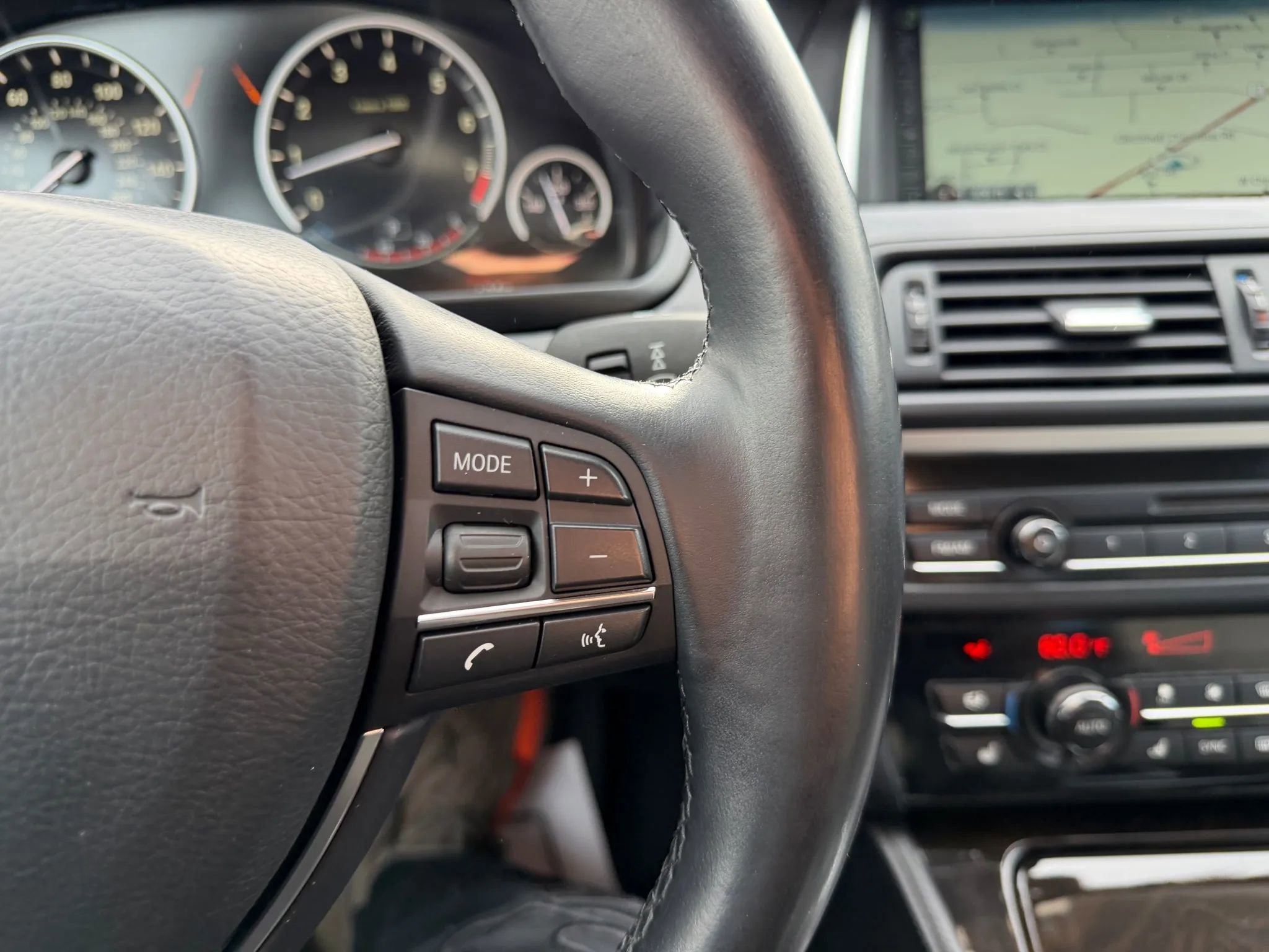 Used 2014 BMW 535i xDrive Sedan image 25