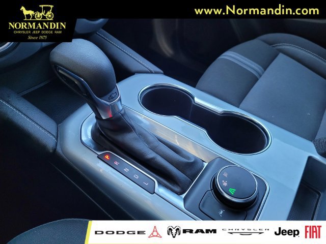 Used 2025 Chevrolet Blazer LT FWD image 12
