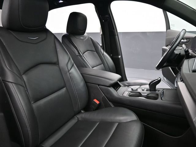 Used 2024 Cadillac XT4 Premium Luxury AWD/4WD image 26