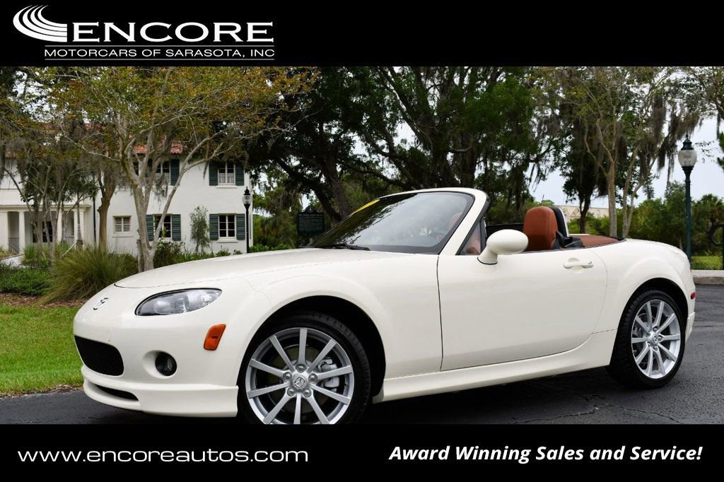 Used 2007 MAZDA MX-5 Miata Grand Touring w/ Premium Pkg image 1