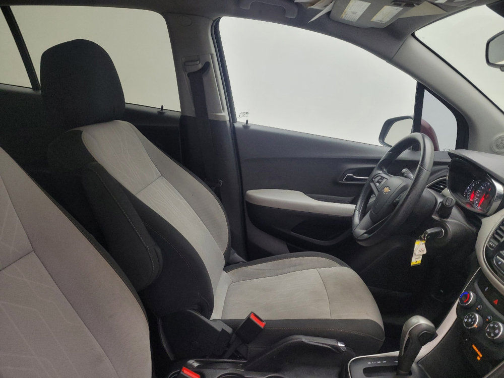 Used 2017 Chevrolet Trax LT image 21