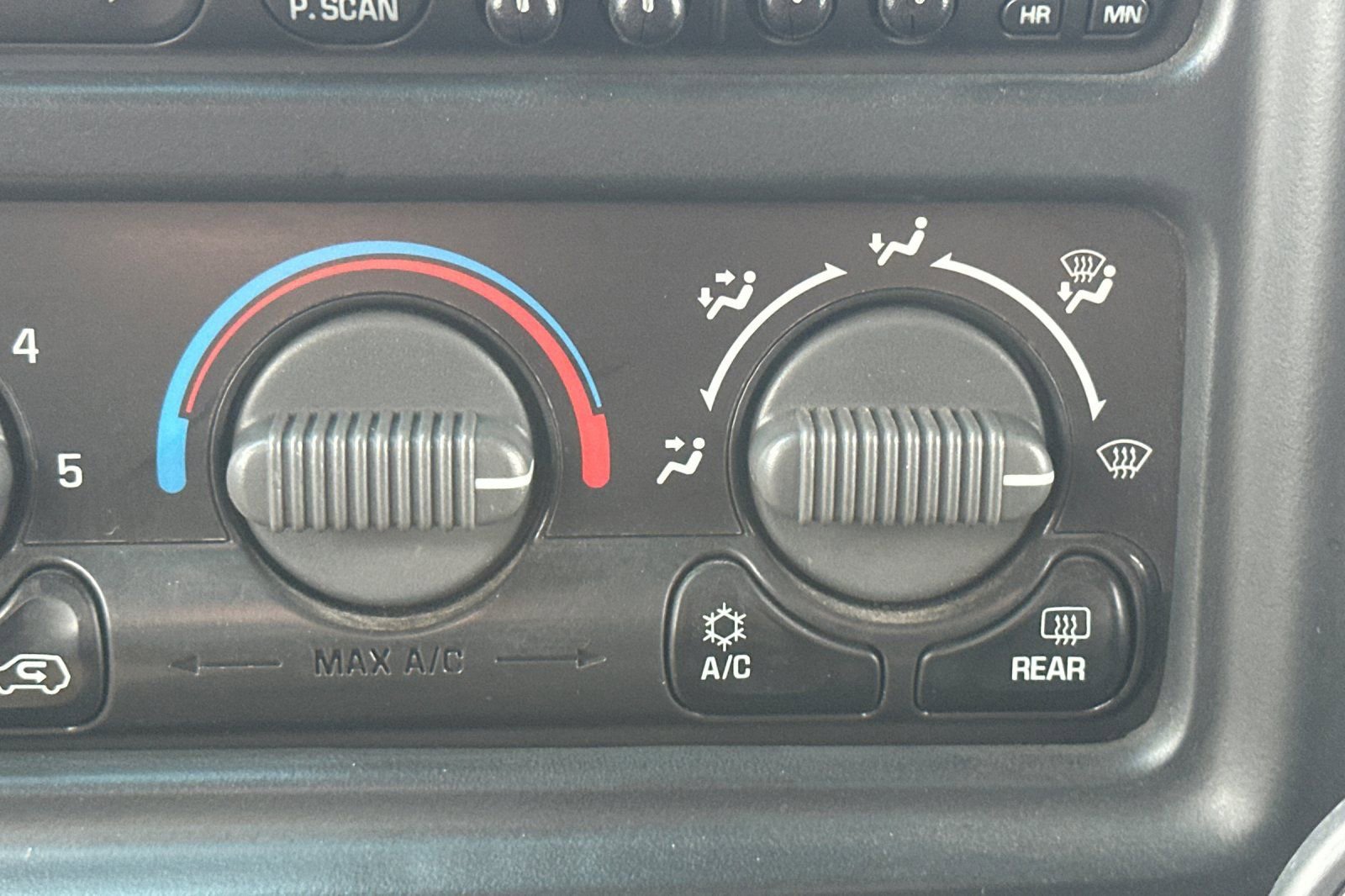 Used 2001 Chevrolet Silverado 2500 LT RWD image 36