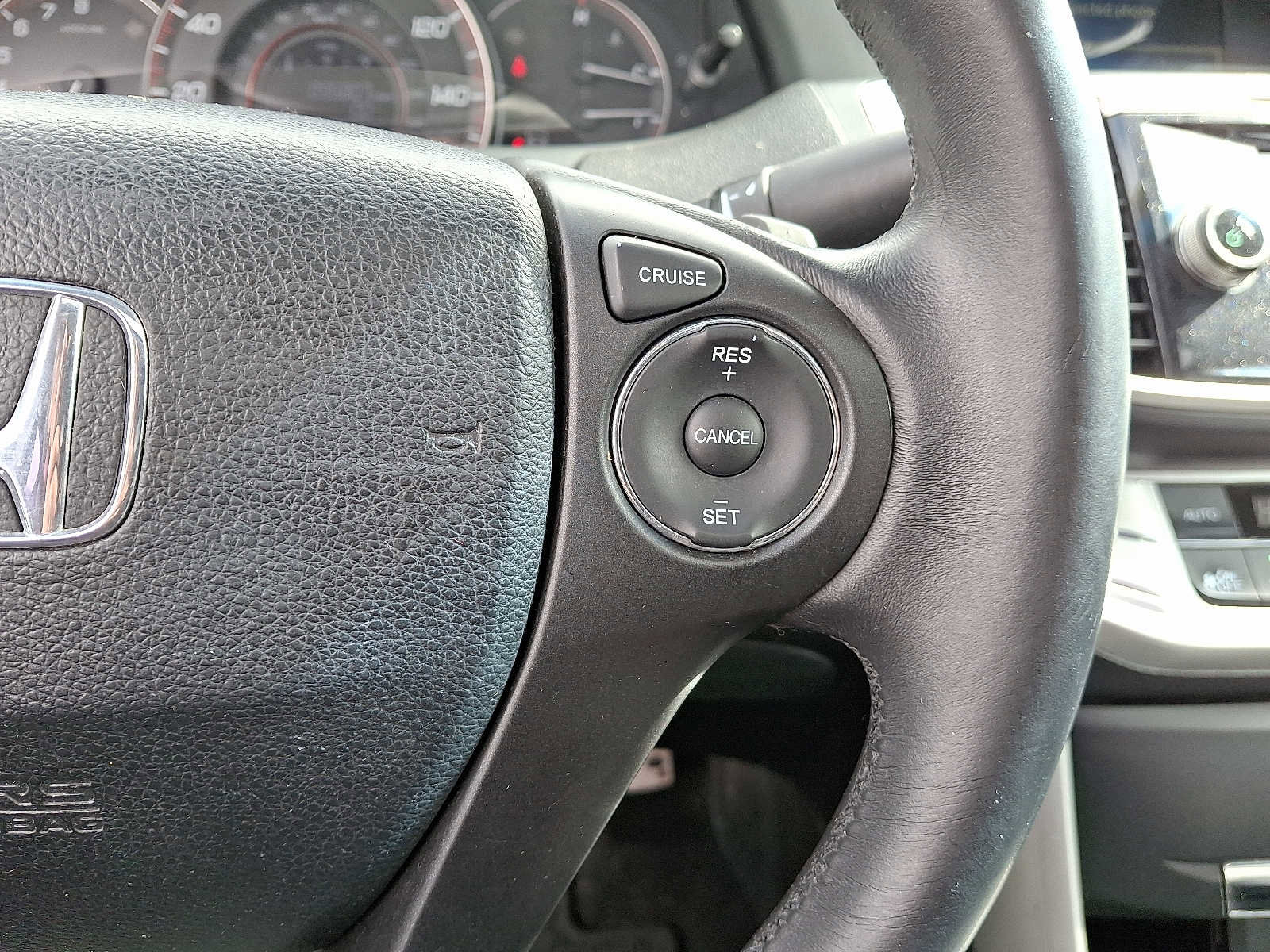 Used 2013 Honda Accord EX-L image 24