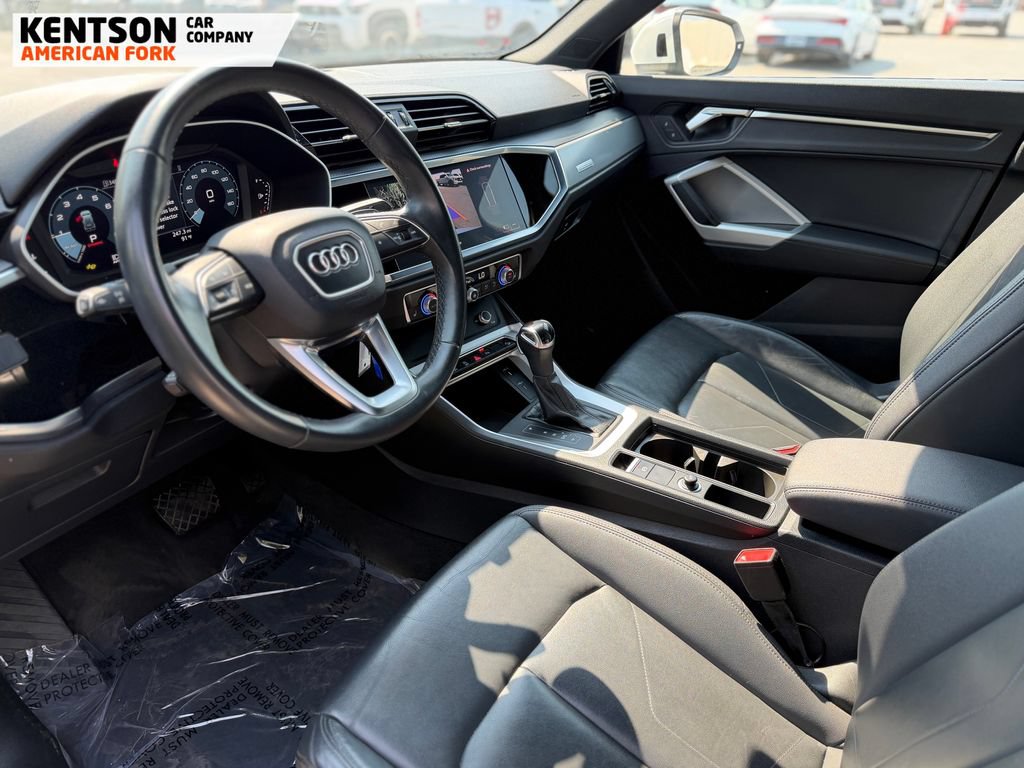 Used 2025 Audi Q3 2.0T Premium AWD/4WD image 29