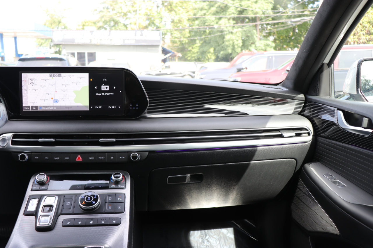 Used 2024 Hyundai Palisade Calligraphy image 20