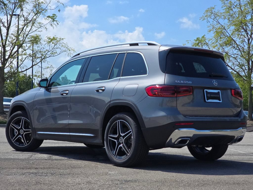New 2026 Mercedes-Benz GLB 250 4MATIC image 14