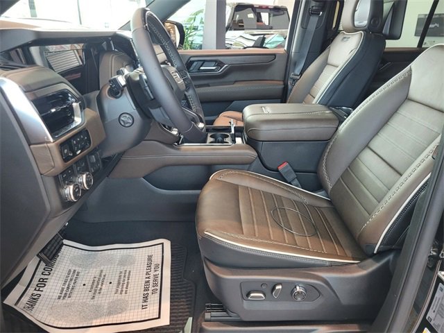 New 2025 GMC Yukon Denali Ultimate image 5