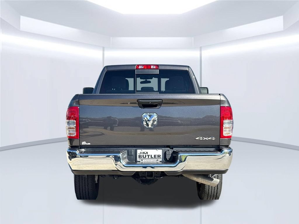 Used 2024 RAM 2500 Tradesman w/ Chrome Appearance Group AWD/4WD image 8