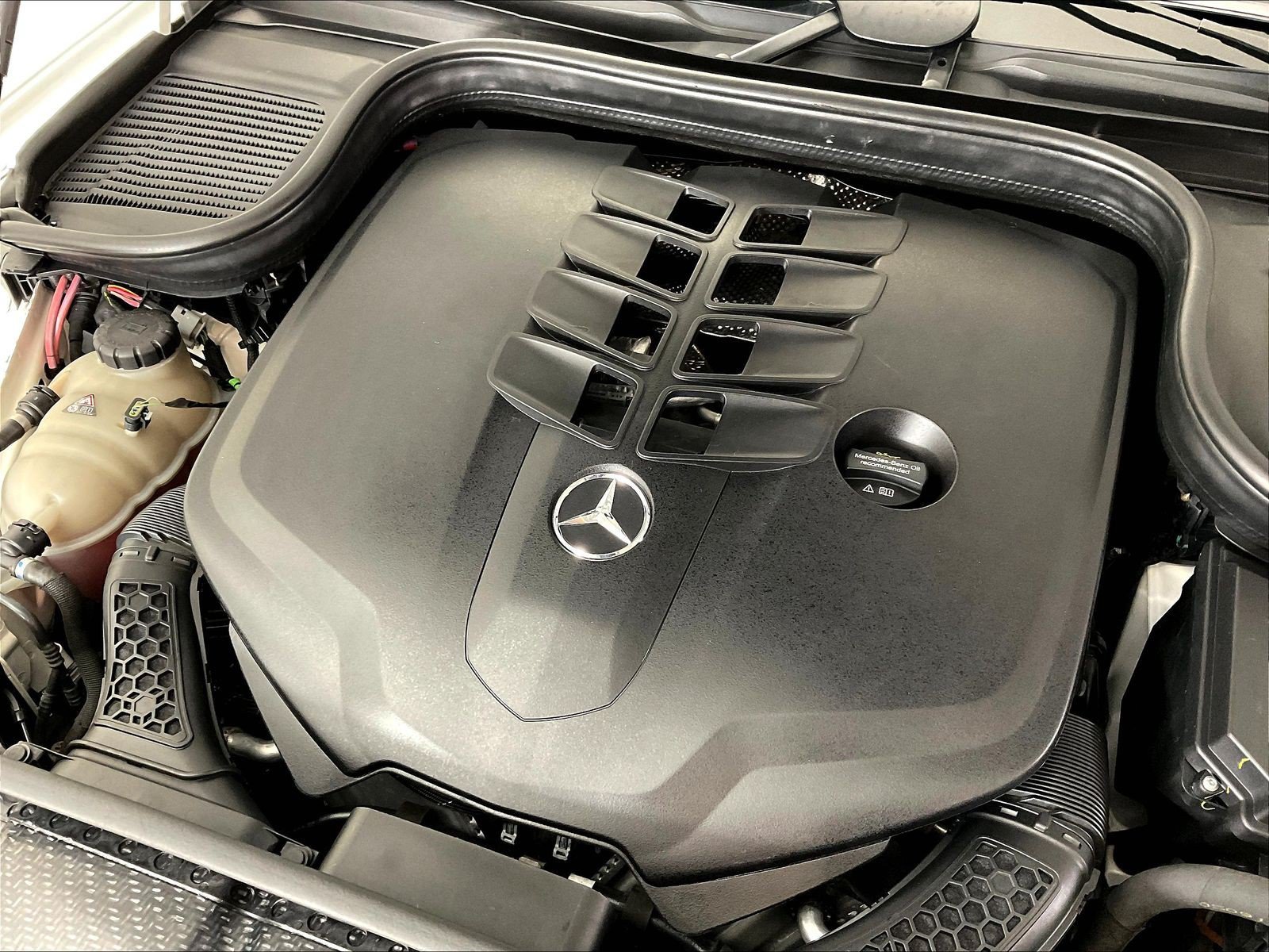 Certified 2020 Mercedes-Benz GLE 580 4MATIC image 32