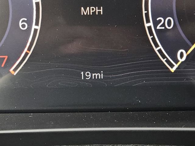 New 2025 Jeep Grand Cherokee L Laredo image 21