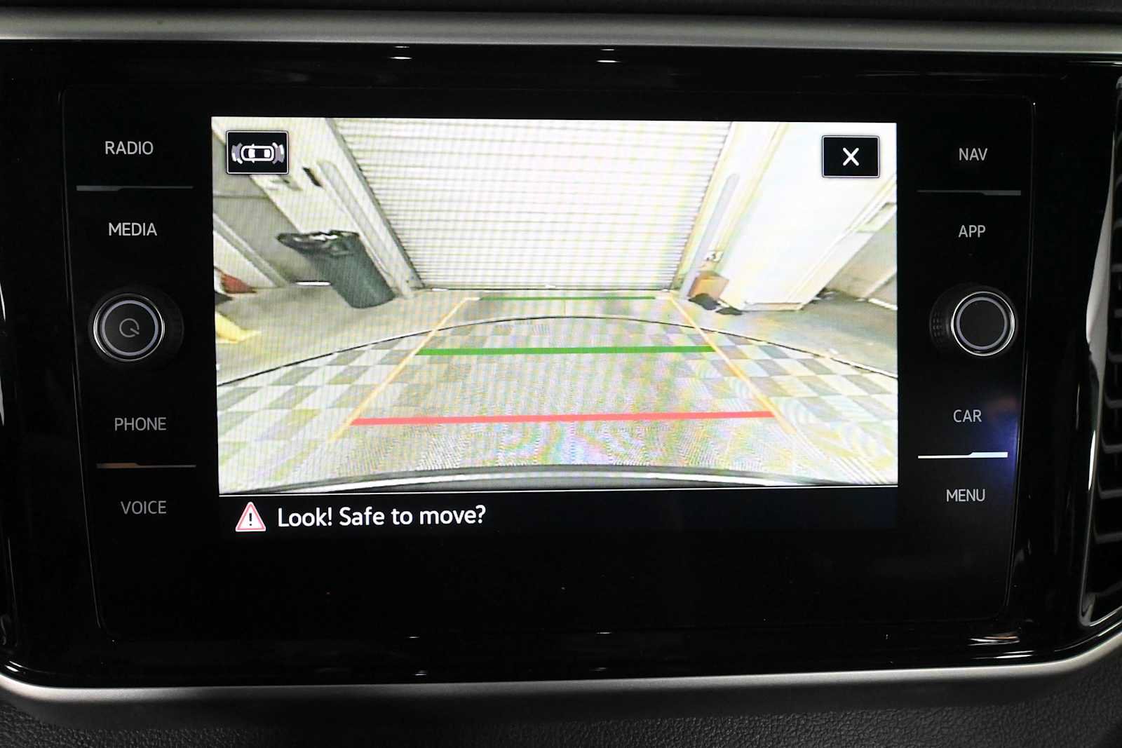 Used 2021 Volkswagen Atlas Cross Sport SEL Premium AWD/4WD image 5