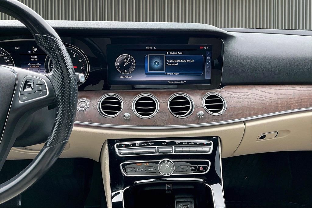 Used 2017 Mercedes-Benz E 400 4MATIC Wagon image 7