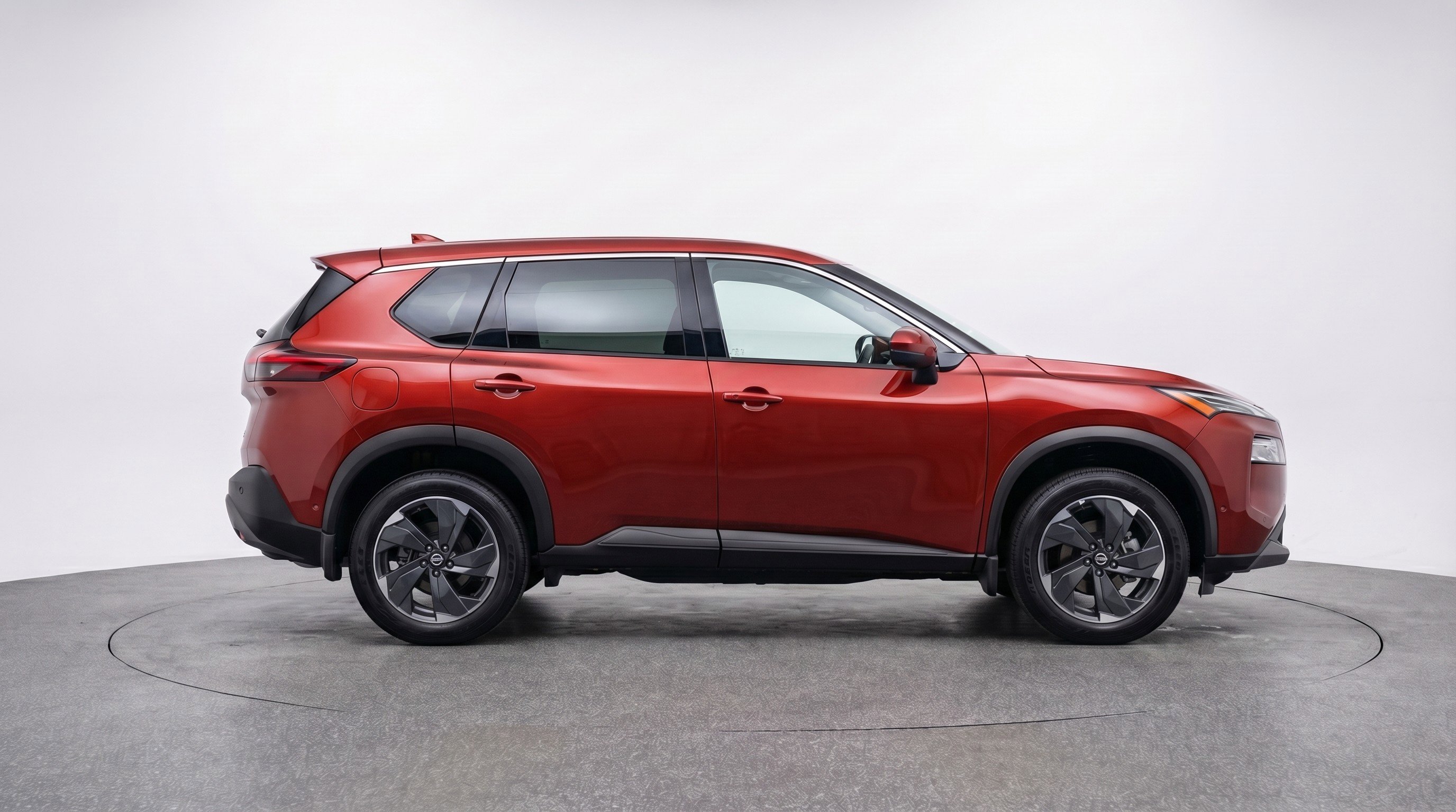 Used 2025 Nissan Rogue SV image 11