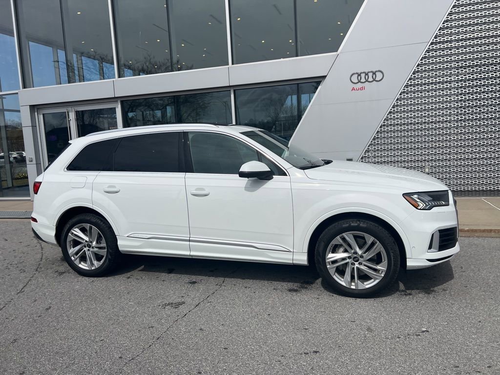 Used 2023 Audi Q7 3.0T Premium Plus w/ Premium Plus Package image 13