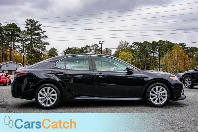 Used 2023 Toyota Camry LE image 9