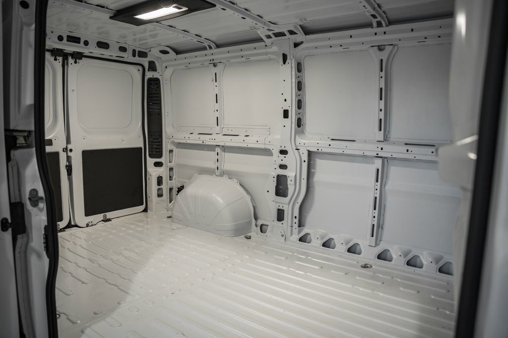 New 2025 RAM ProMaster 1500 w/ Premium Convenience Group image 30