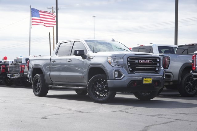 Used 2020 GMC Sierra 1500 AT4 w/ AT4 Premium Package image 2