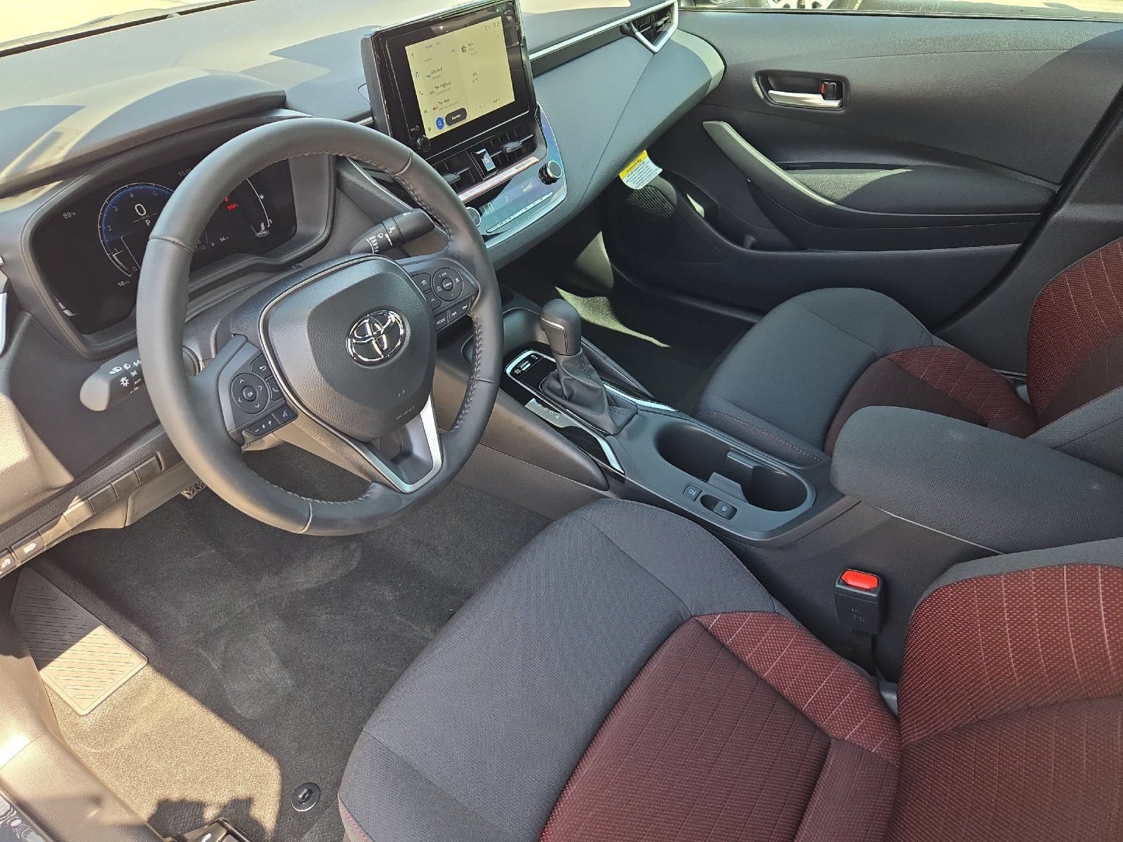 Certified 2026 Toyota Corolla SE FWD image 9
