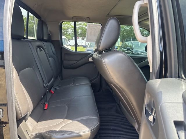 Used 2014 Nissan Frontier PRO-4X w/ Pro-4x Luxury Package AWD/4WD image 16