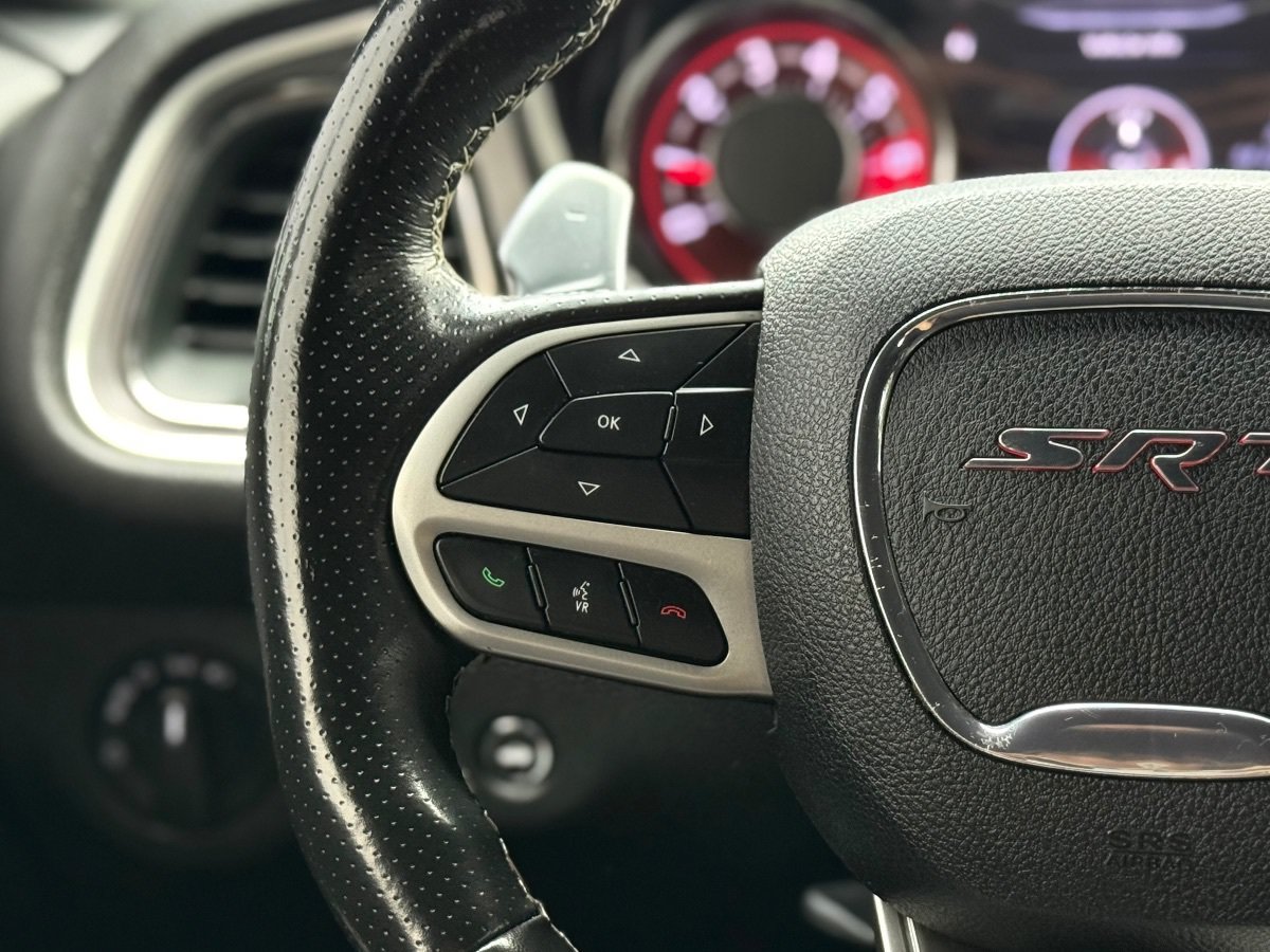 Used 2022 Dodge Challenger SRT Hellcat RWD image 16