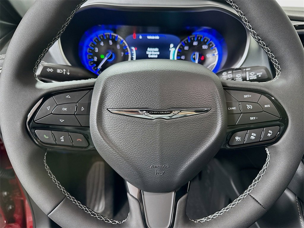 New 2026 Chrysler Pacifica Limited w/ S Appearance Package image 11