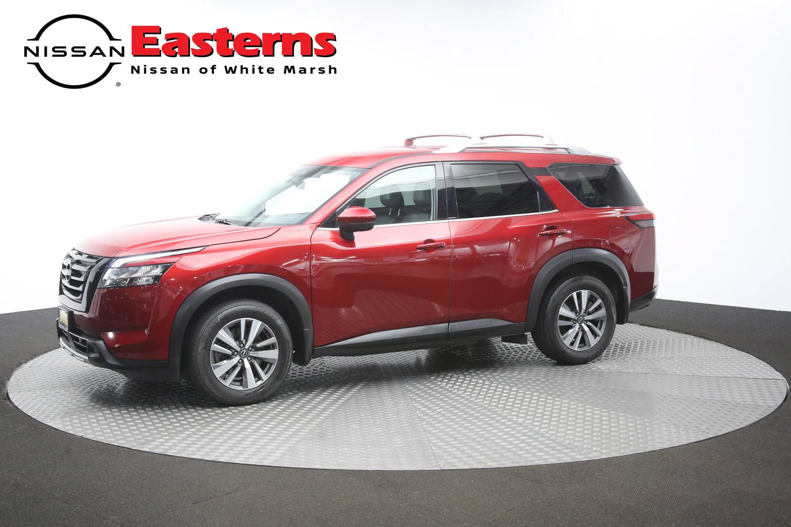 Used 2023 Nissan Pathfinder SL w/ Lighting Package (N92) AWD/4WD image 53