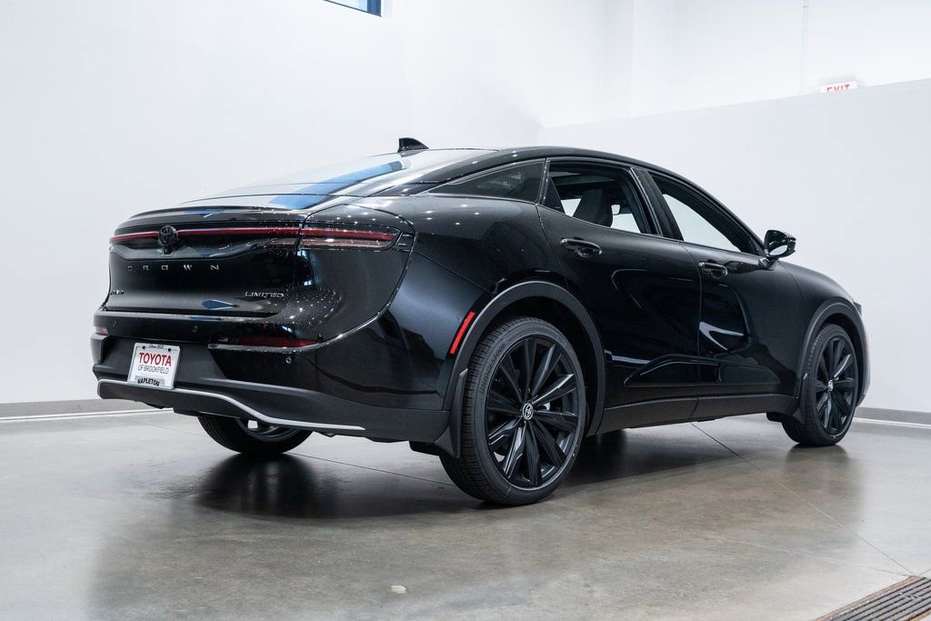 New 2026 Toyota Crown Nightshade image 7