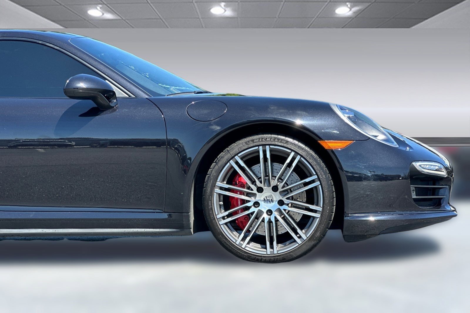 Used 2016 Porsche 911 Turbo image 34