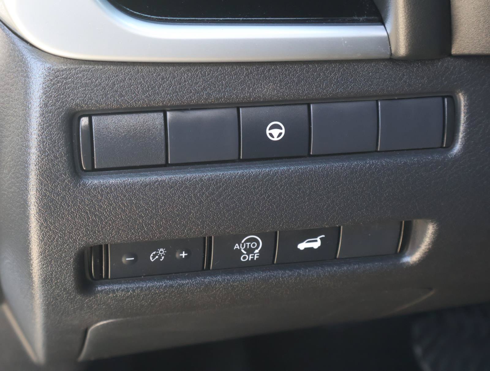 Used 2024 Nissan Rogue SL w/ SL Premium Package FWD image 22