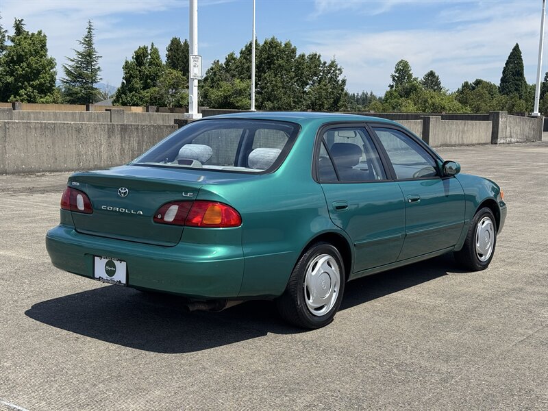 Used 1998 Toyota Corolla LE FWD image 5