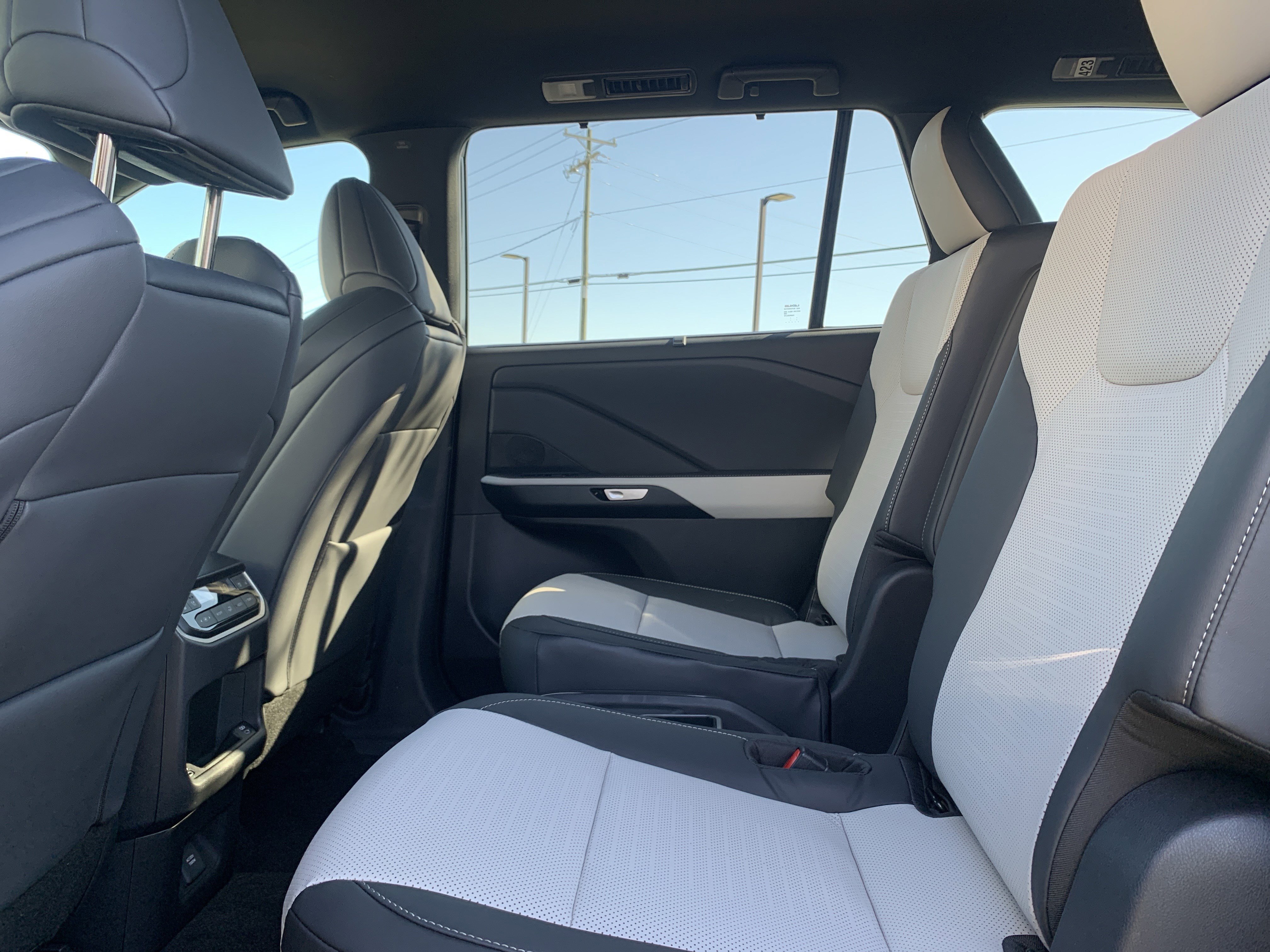 Certified 2025 Lexus TX 500h AWD w/ Technology Package image 32