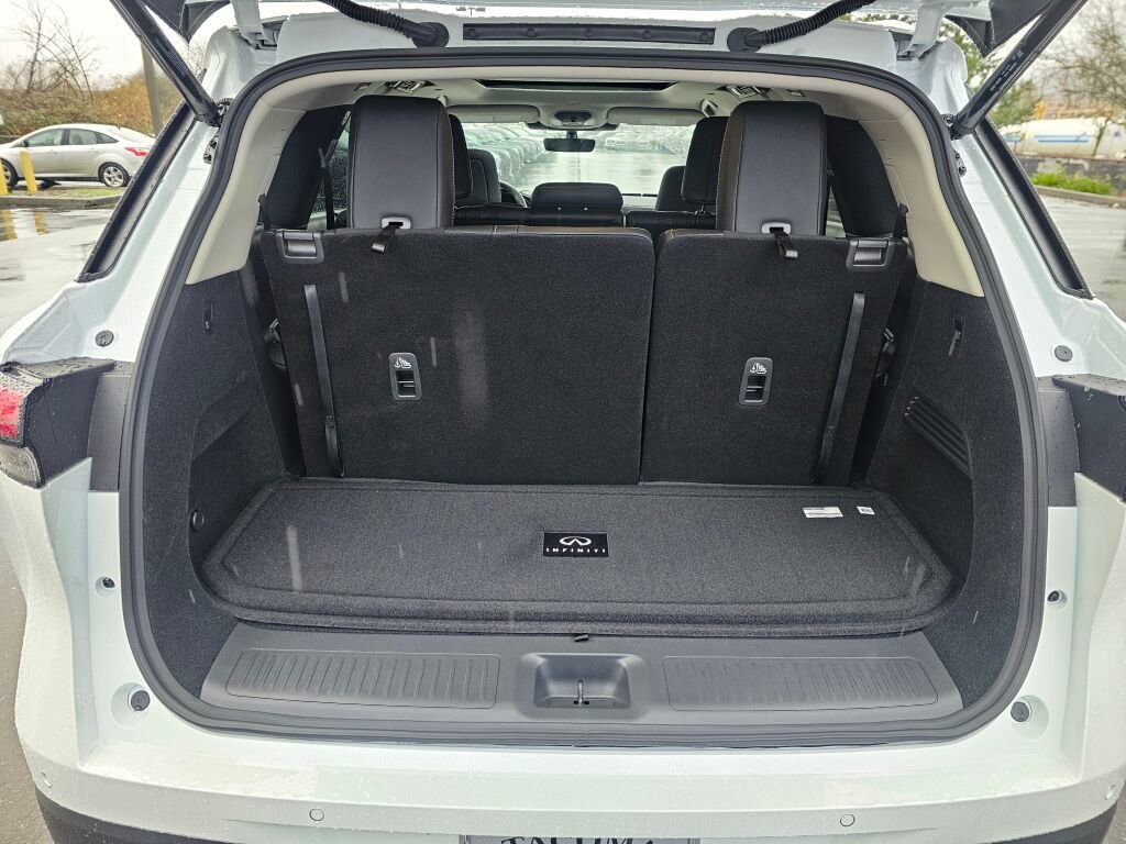 New 2026 INFINITI QX60 Luxe image 19
