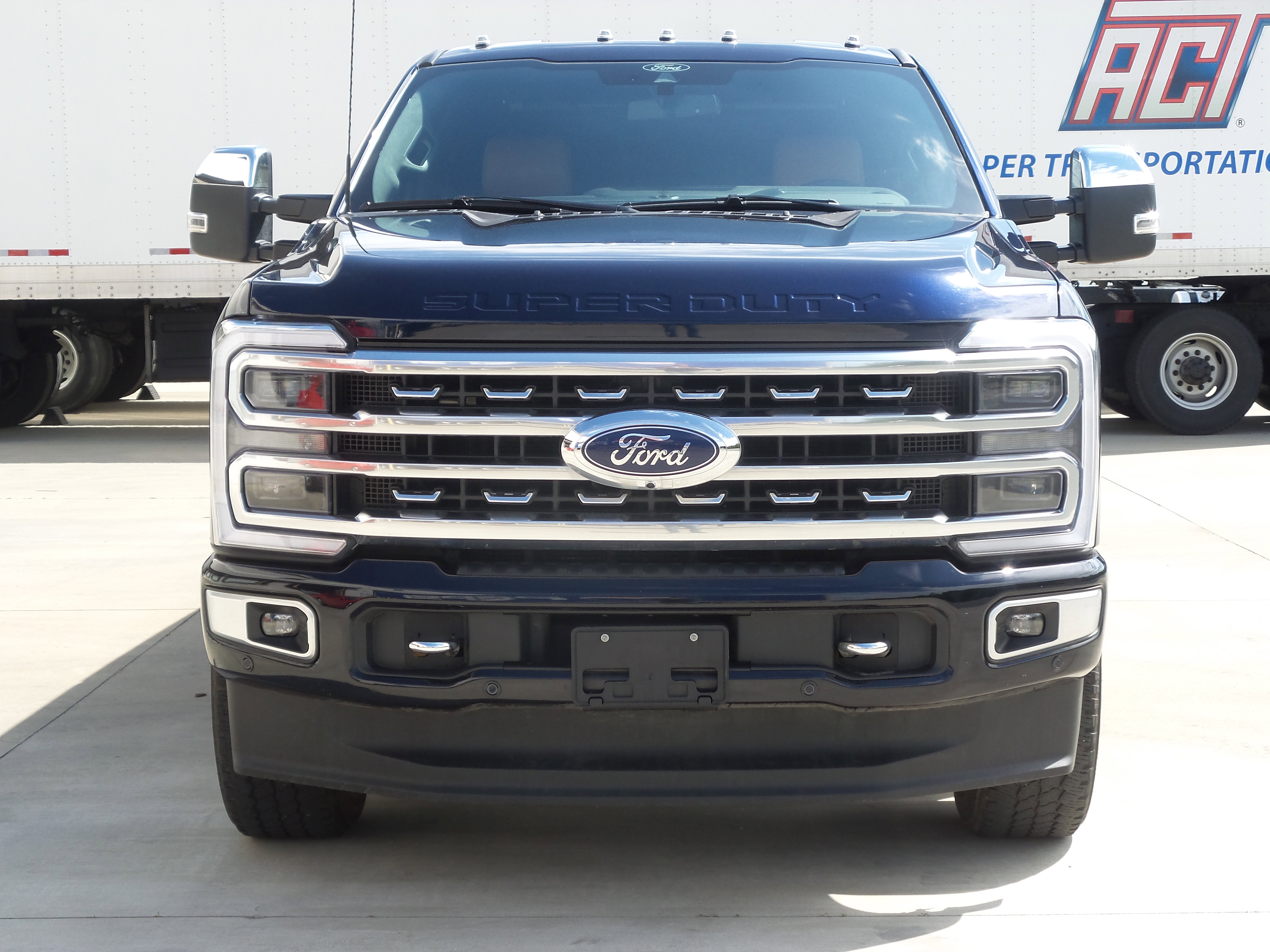 Used 2024 Ford F350 Platinum w/ FX4 Off-Road Package image 15