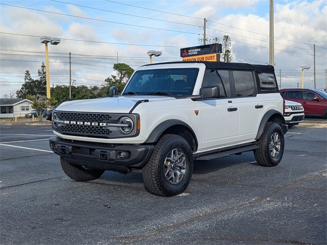 Used 2022 Ford Bronco Badlands video 2