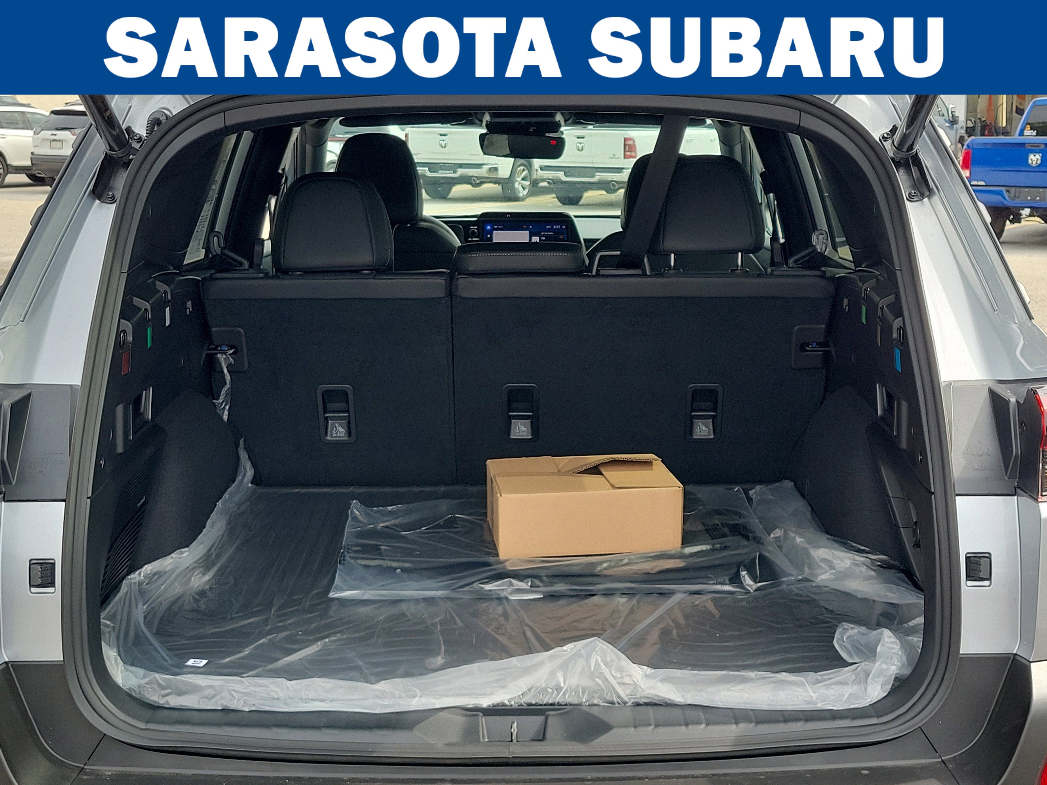 New 2026 Subaru Outback Limited AWD/4WD image 10