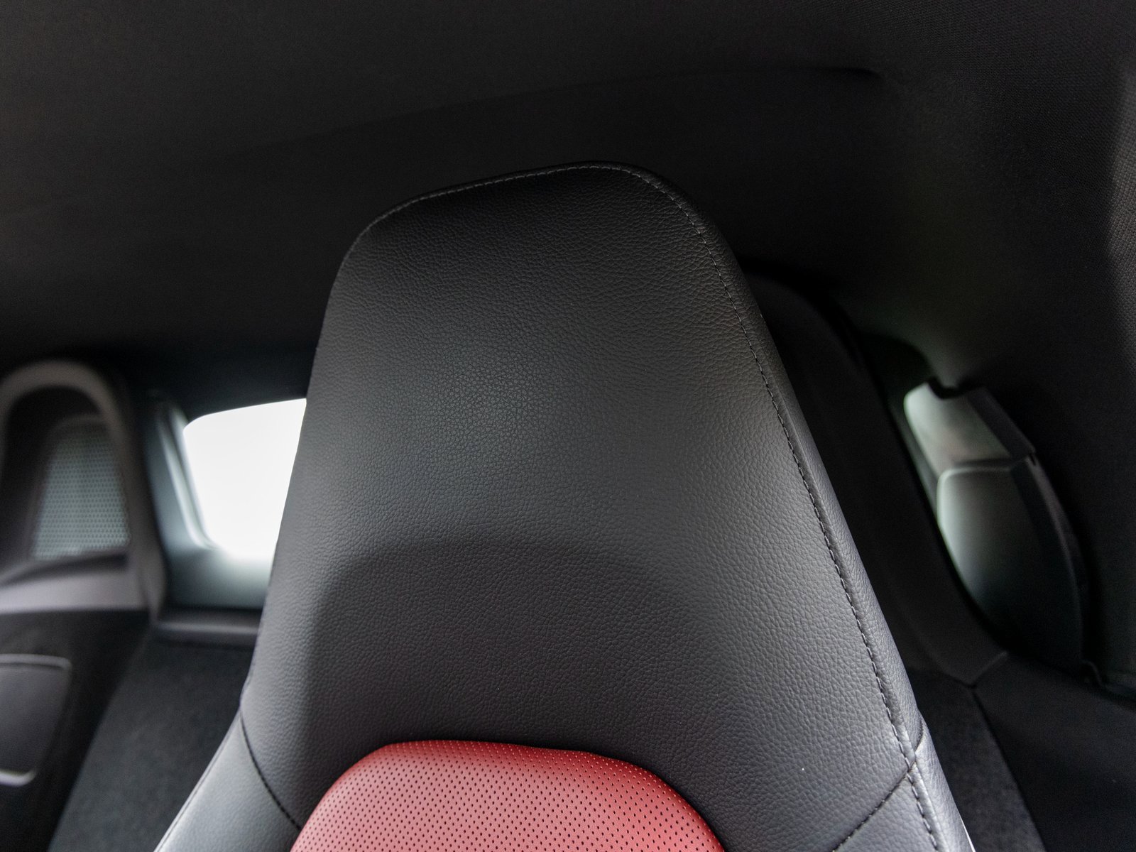 Certified 2017 Porsche 718 Boxster image 31