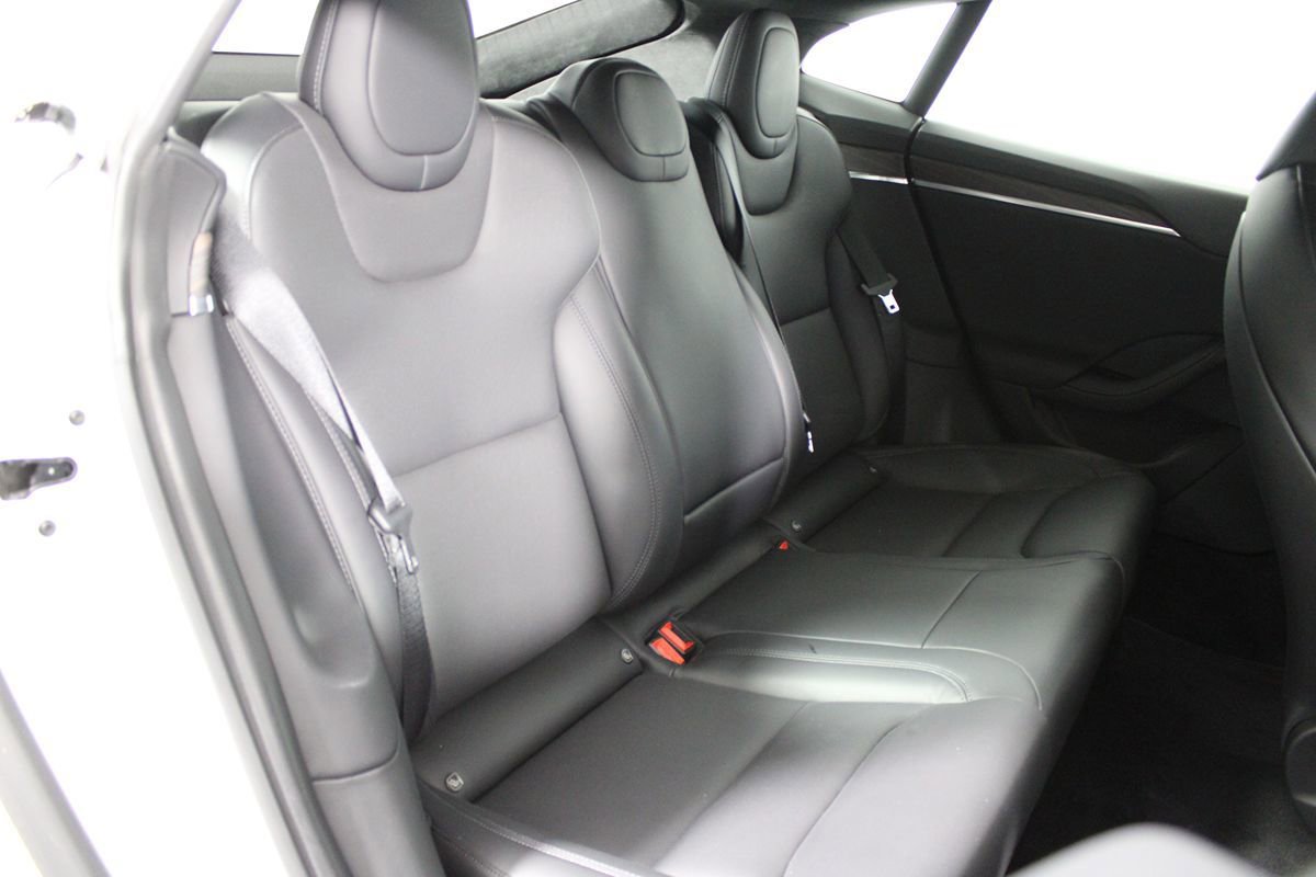 Used 2022 Tesla Model S AWD/4WD image 28