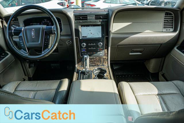 Used 2016 Lincoln Navigator Select image 25