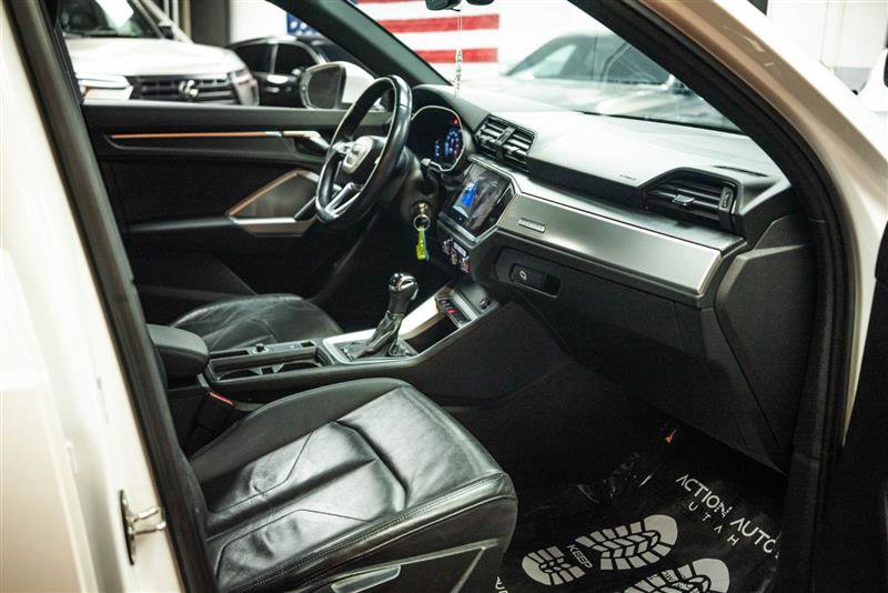 Used 2020 Audi Q3 2.0T Premium AWD/4WD image 14