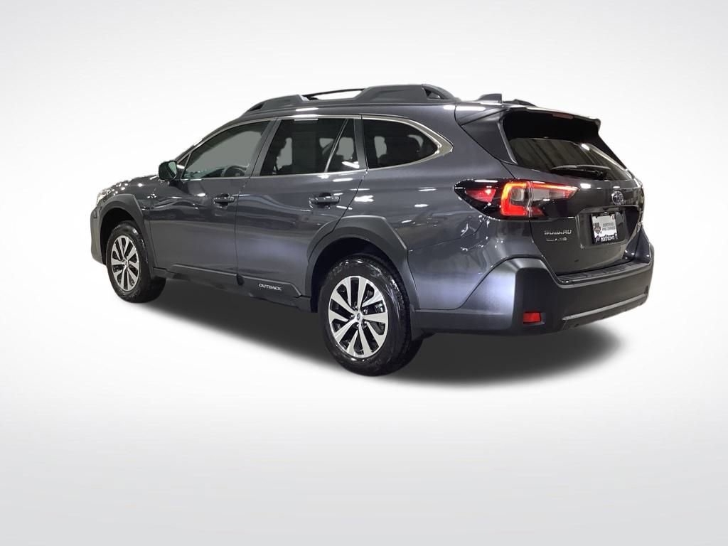 Certified 2025 Subaru Outback Premium image 2