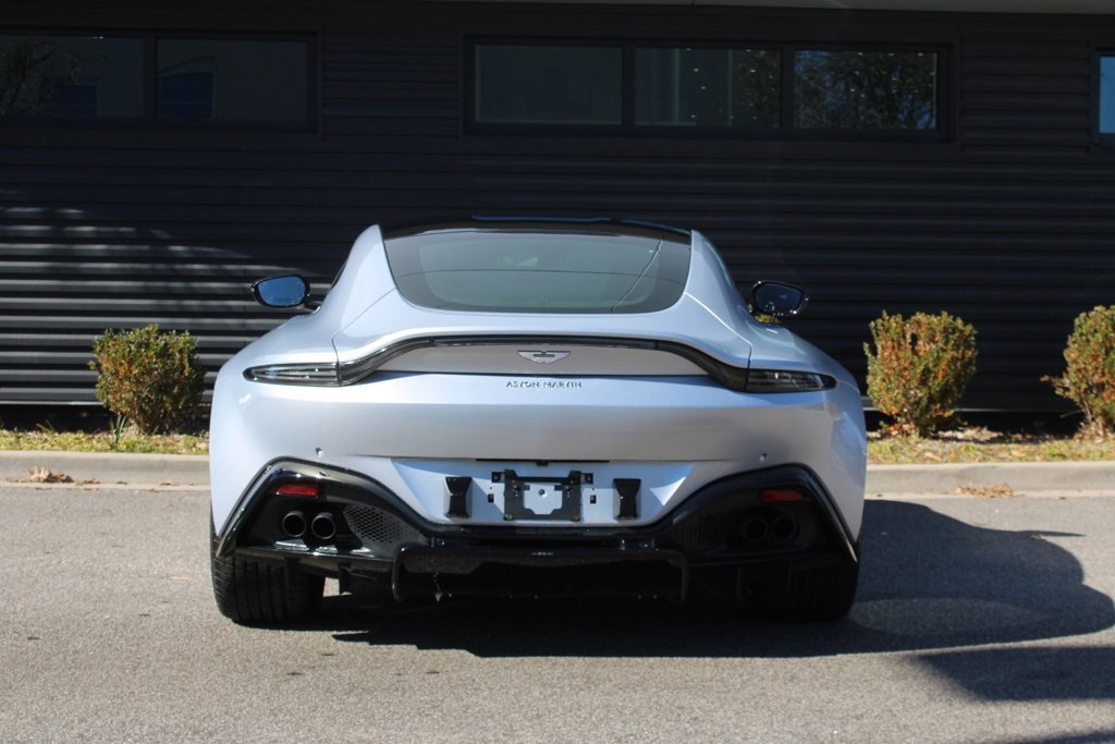 Used 2020 Aston Martin V8 Vantage Coupe image 6