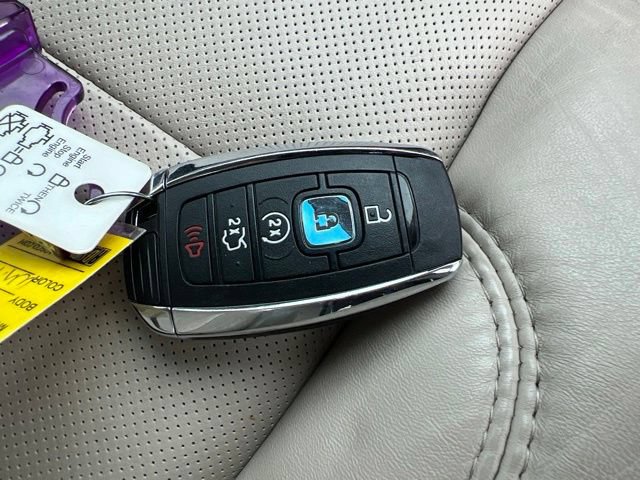 Used 2017 Lincoln MKZ Reserve w/ Technology Package FWD image 39