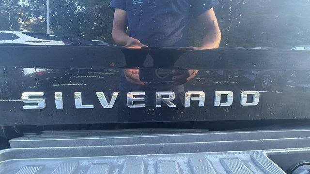 Used 2017 Chevrolet Silverado 2500 LTZ w/ Vortec Plus Package AWD/4WD image 13