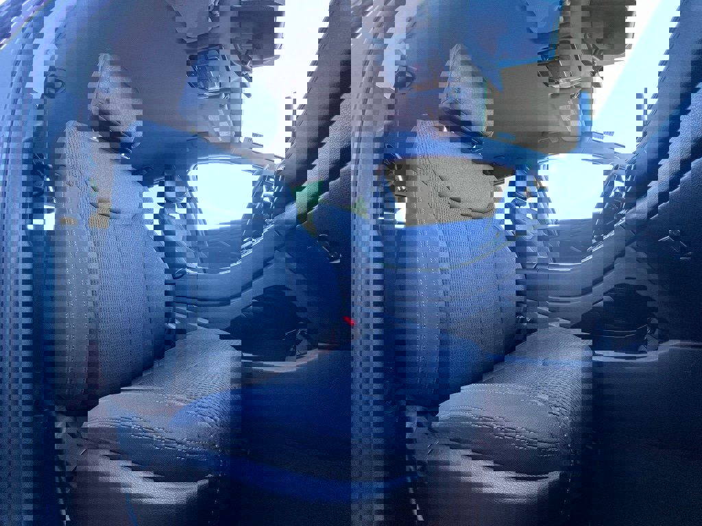 Used 2023 Hyundai Santa Fe SEL image 16