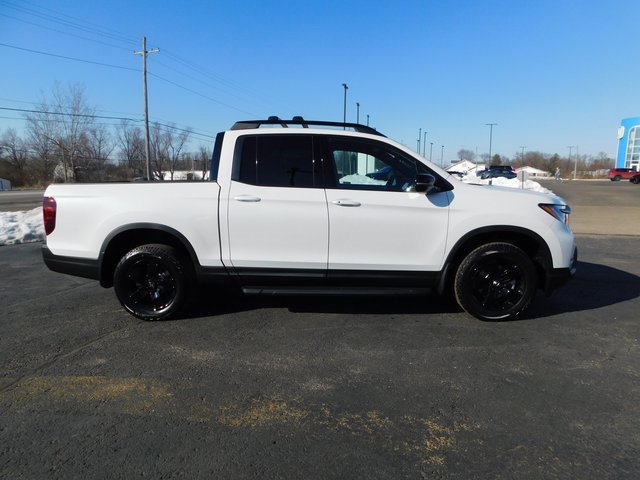 New 2026 Honda Ridgeline Black Edition image 2