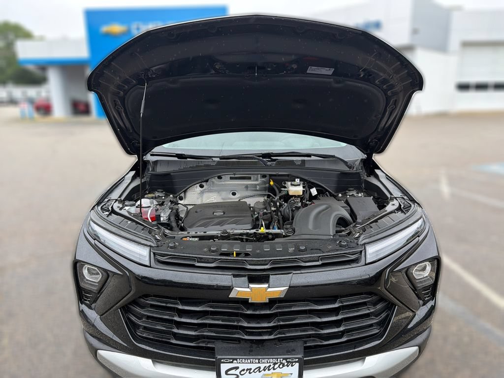 New 2026 Chevrolet TrailBlazer LT w/ Convenience Package AWD/4WD image 11