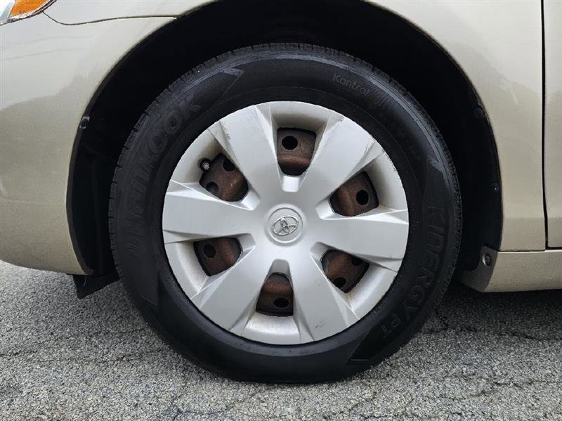 Used 2007 Toyota Camry XLE FWD image 14